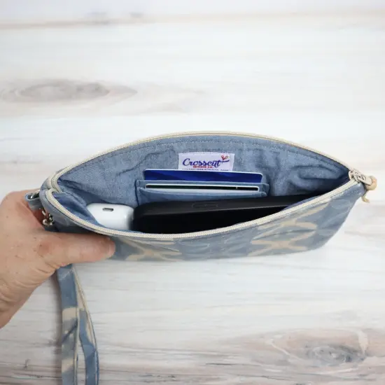 Crosscut Sewing Co.&reg; Wristlet Sewing Kit - Beginner Sewing Project Kit Shibori {5}