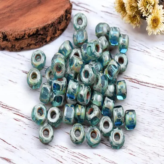 20g 3 Cut Aqua Travertine 2/0 Matubo Beads {4}
