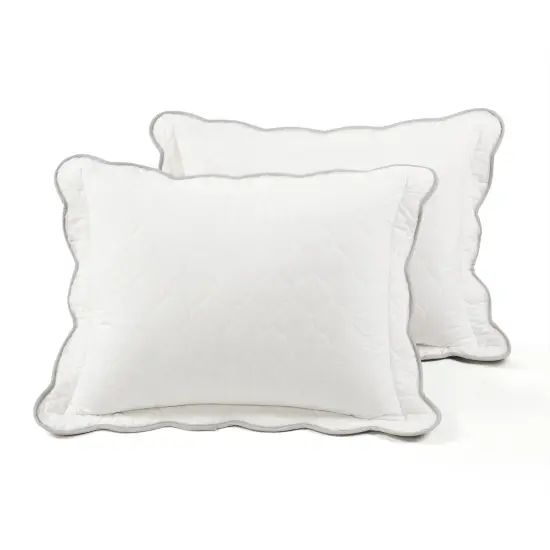 Cotton Reversible Scallop Edge Quilt Set with Shams {2}