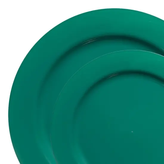 Solid Green Holiday Round Disposable Plastic Dinnerware Value Set (120 Guests) {1}