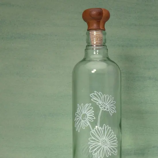 Daisy Glass Water Bottle with Wooden Stopper-750 ML {3}