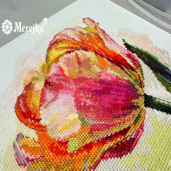 Parrot Tulip K-248 Counted Cross-Stitch Kit {2}