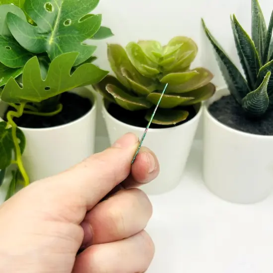 Green Filigree Christmas Tree, 40x29mm {4}