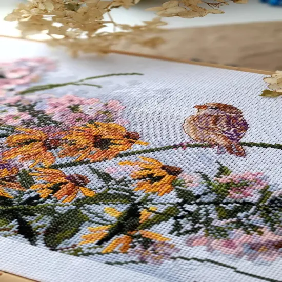 Black Eyed Susans and Phlox K-208 Counted Cross-Stitch Kit {4}