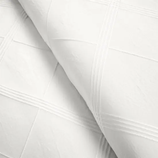 White Diamond Jacquard 3 PCS Comforter Set {2}