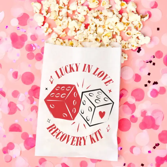 Big Dot of Happiness Lucky in Love Paper Treat Bags, Las Vegas Bachelorette Party Candy Bags, Greaseproof White Paper Sandwich Cookie Bags - 25 Count {4}