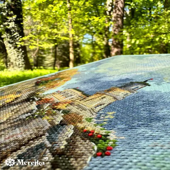 Split Rock Lighthouse K-231 Counted Cross-Stitch Kit {4}