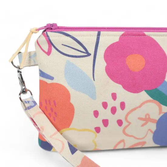 Crosscut Sewing Co.&reg; Wristlet Sewing Kit - Beginner Sewing Project Kit Bold floral {5}