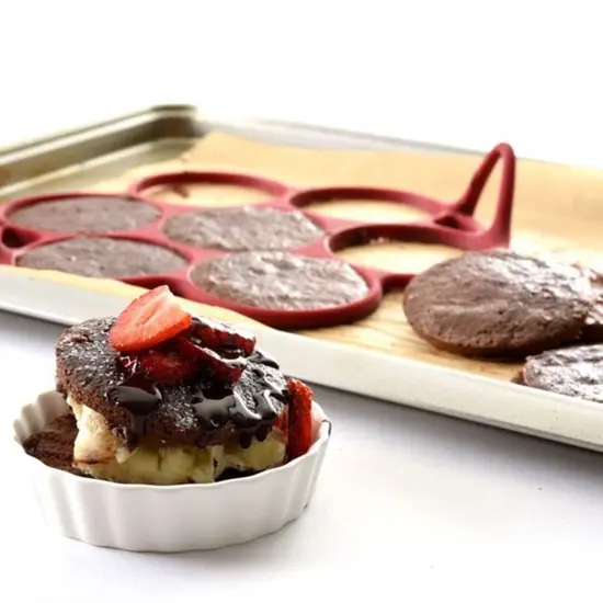 Norpro Silicone Silver Dollar Size Pancake / Egg Ring with Easy Lift Handles {4}