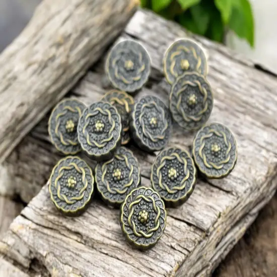 *50* 10mm Antique Bronze Coin Beads {3}