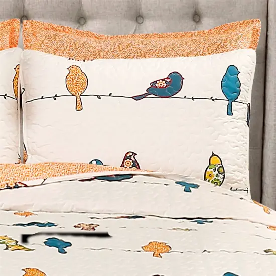Polyester Birds on Wire Quilt Set with Reversible Design and Decorative Pillows {3}