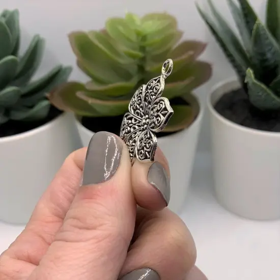 Silver Orante Flower Pendant Charms, 31x23mm {4}