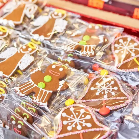 1.2 Mil Poly Self-Seal Bags 4 1/8'' x 9 1/2'' with Lip & Tape {1}