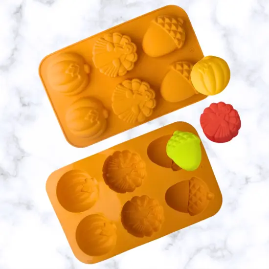 Thanksgiving Cocoa Bombs {1}