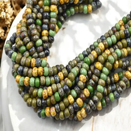 2/0 Aged Jade Picasso Mix Seed Beads (21" Strand) {4}