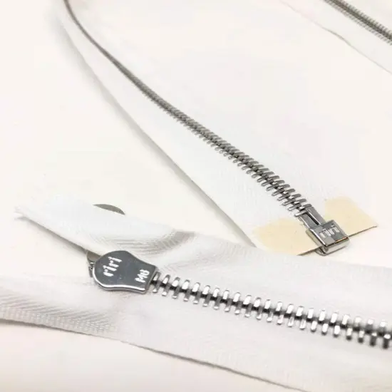 Riri Zipper &ndash; White 6MM Silver Finish Separating Jacket Zipper {5}