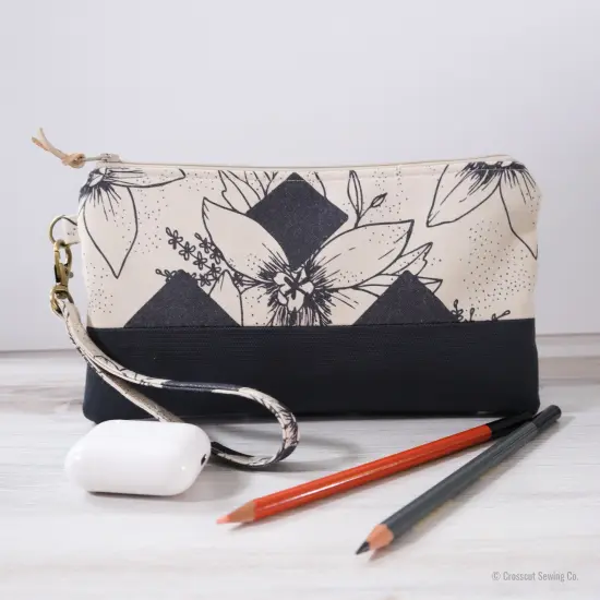 Crosscut Sewing Co.&reg; Wristlet Sewing Kit - Beginner Sewing Project Kit Diamond {4}