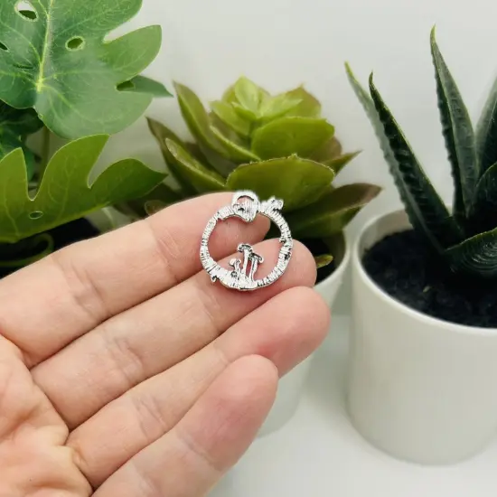 1, 4, 20 or 50 Pieces: Silver Round Mushroom Charms {3}