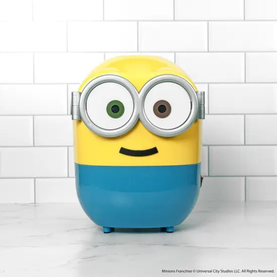 Uncanny Brands Minions Deluxe Popcorn Maker {1}