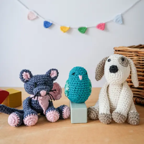 Hoooked Amigurumi DIY Kit W/Eco Barbante Yarn-Pet Friends {2}
