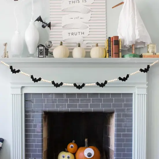 Halloween Decorations Wood Felt Bats Bead Garland {3}