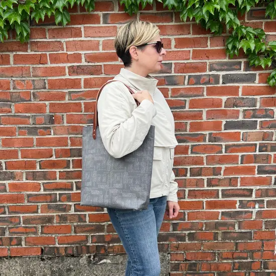 Crosscut Sewing Co.&reg; Lincoln Tote Sewing Kit - Beginner Sewing Project Kit Kantha cloth {6}