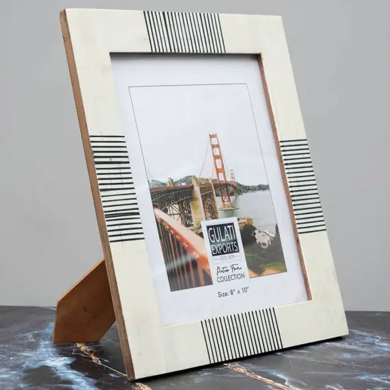 Modern White & Black Resin Photo Frame {1}