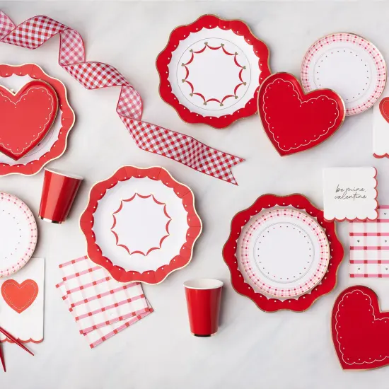 ELEGANT VALENTINE GUEST TOWELS {5}