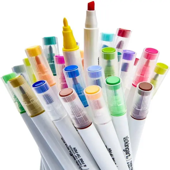 Travel/Storage Case Dual Tip Markers {4}