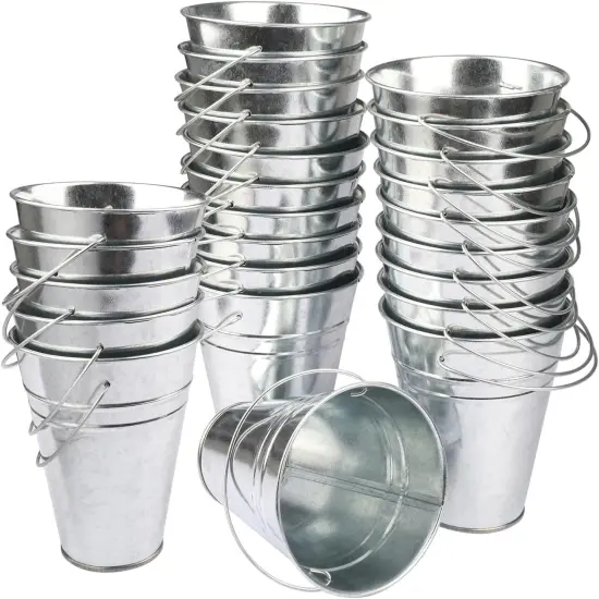 Metal Buckets with Handle {1}