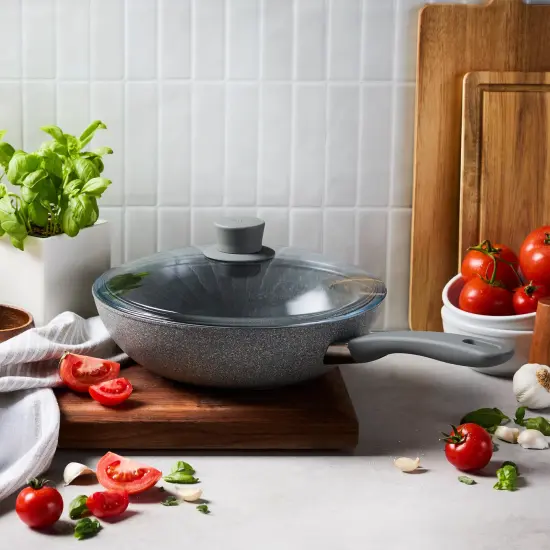 ZWILLING Parma Plus Ceramic 11-inch Aluminum Ceramic Nonstick Wok with Lid {5}