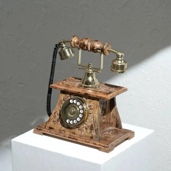 Decorative Vintage Telephone - Tabletop Object - 9.5"x6"x9.7" {1}
