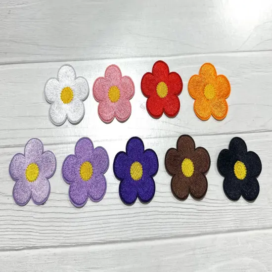 Flower embroidered patch Purple {7}