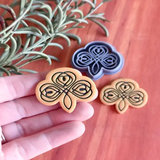 CELTIC CLOVER KNOT | IRISH ST PATRICKS DAY | CLAY CUTTER {2}