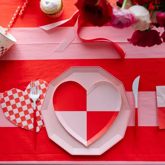 CHECK MATE HEART LARGE NAPKINS {2}