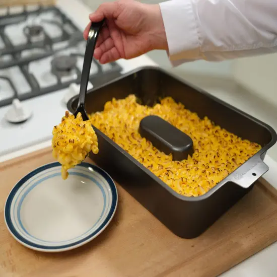 Evenly Done&trade; Baking Pan {6}