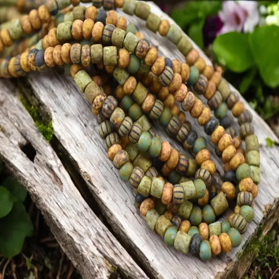 5/0 Matte Bahamas Striped Picasso Mix Seed Beads - 20" Strand {3}