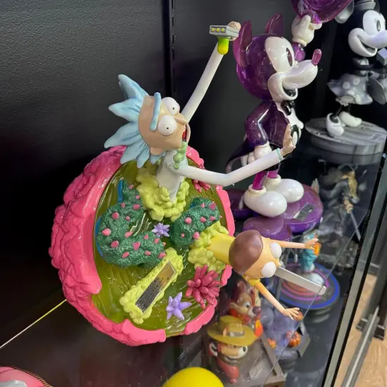 Rick and Morty Master Craft Table Top Statue {4}