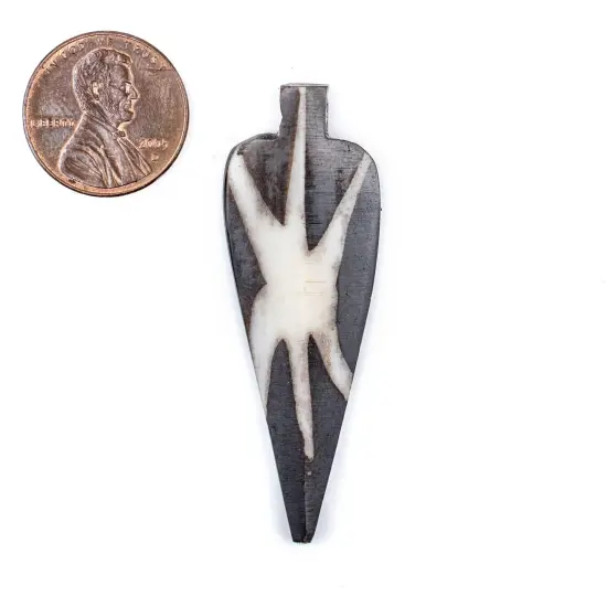 The Bead Chest Star Batik Bone Arrow Pendant 25mm Kenya African Black and White Handmade {1}