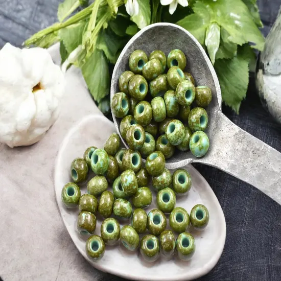 50G Opaque Turquoise Picasso Czech 32/0 Seed Beads {1}