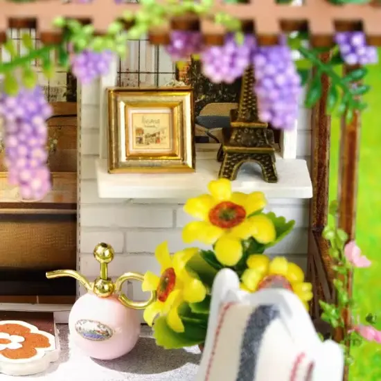 Leisure Time Dollhouse Kit - Miniature Wizardi Roombox Kit {5}