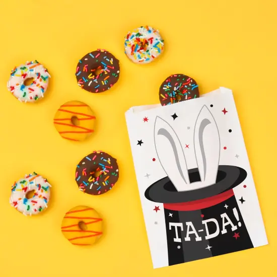 Big Dot of Happiness Magic Show Paper Treat Bags, Magical Birthday Party Candy Bags, Greaseproof White Paper Sandwich Cookie Bags - 25 Count {4}