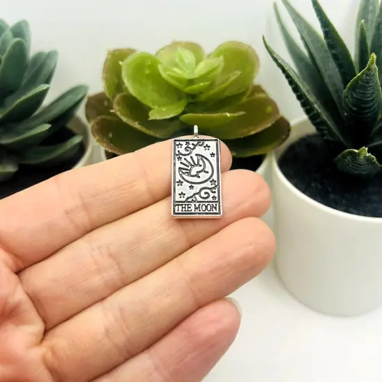 1, 4, 20 or 50 Pieces: The Moon Silver Tarot Card Fortune Teller Pendant {2}