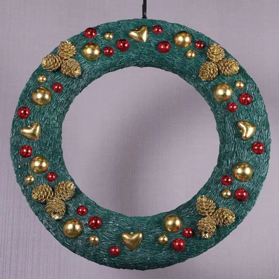 Christmas Wreath Statue {4}