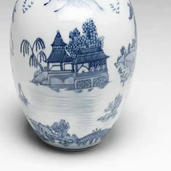 AA Importing 59766 Blue And White Round Jar With Lid {3}