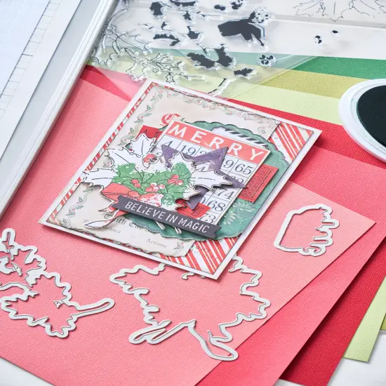 Sizzix A5 Clear Stamps With Framelits Die By 49 And Market-Pencil Line Holly {5}