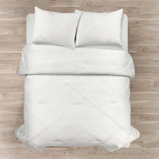 White Diamond Jacquard 3 PCS Comforter Set {3}