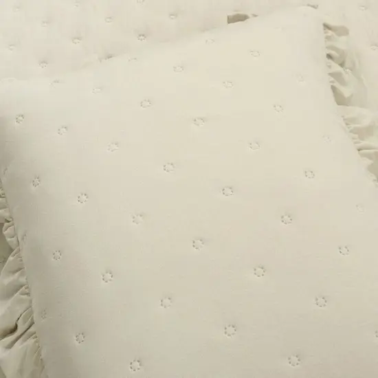 Lightweight Ruffle 3-Piece Reversible Quilt Set with Matching Shams for All Seasons {2}