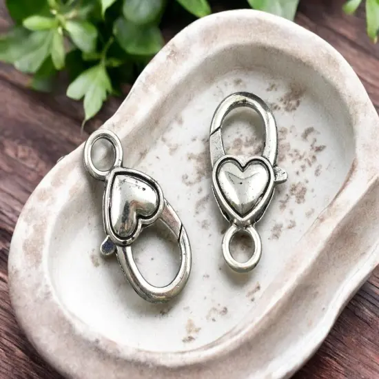 *10* 21x12mm Antique Silver Heart Lobster Clasps {2}