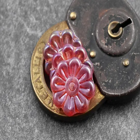 *6* 18mm Ruby Red Luster AB Daisy Flower Beads {4}